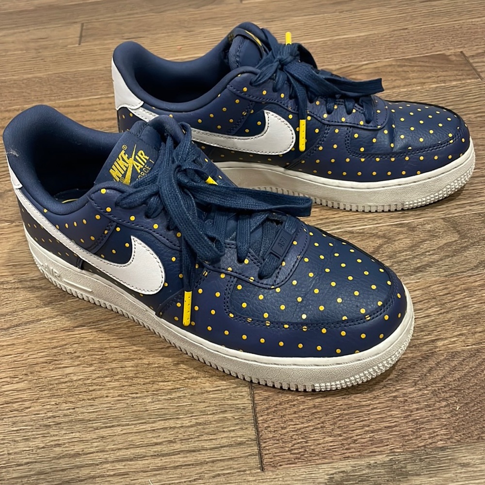 Nike Air Force- Polka Dots